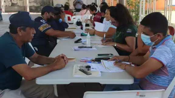Tienen inscritos a taxistas y albañiles para recibir subsidios, mientras a los ribereños los hacen a un lado, reclaman dirigentes