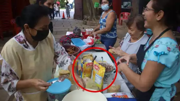 Quienes preparan los panuchos en La Ermita los rellenan con frijoles procesados Quienes preparan los panuchos en La Ermita los rellenan con frijoles procesados
