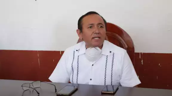 Tras 2 años, el Congreso aprueba dar cauce a la solicitud contra el alcalde Nivardo Mena Tras 2 años, el Congreso aprueba dar cauce a la solicitud contra el alcalde Nivardo Mena