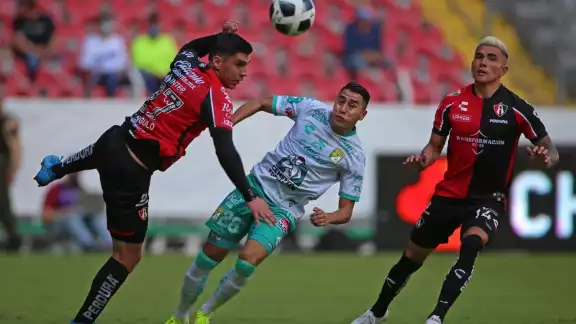 Los Esmeraldas intentarán aprovechar la localía y sacar una ventaja de cara al partido de Vuelta Los Esmeraldas intentarán aprovechar la localía y sacar una ventaja de cara al partido de Vuelta