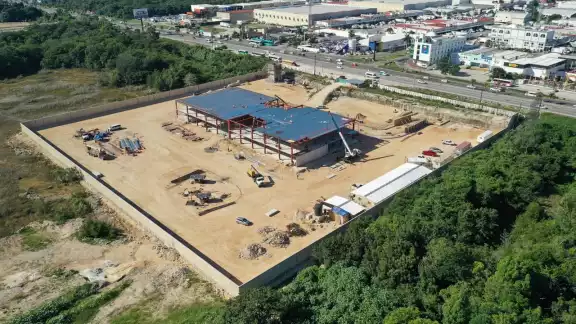 El C5 se sigue construyendo en Cancún El C5 se sigue construyendo en Cancún