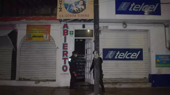 Al ser de madrugada, no hubo personas heridas Al ser de madrugada, no hubo personas heridas