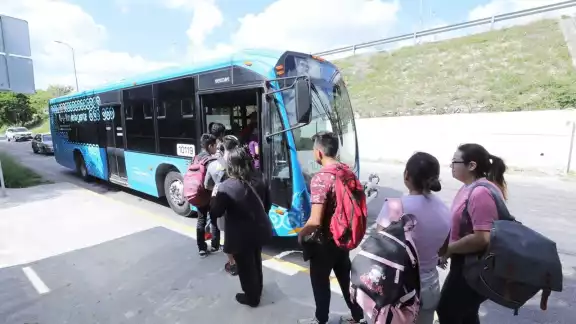 Las cuatro unidades de Va y Ven son iguales a las que ya operan en el Periférico de Mérida Las cuatro unidades de Va y Ven son iguales a las que ya operan en el Periférico de Mérida