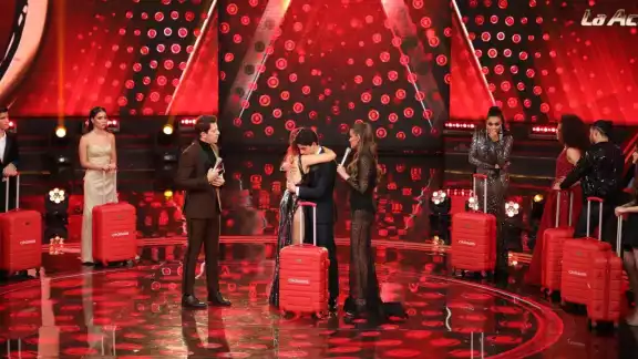 Jacky y Emilio no recibieron muchos votos, sin embargo, ella tuvo que abandonar La Academia. Foto: @LaAcademiaTV Jacky y Emilio no recibieron muchos votos, sin embargo, ella tuvo que abandonar La Academia. Foto: @LaAcademiaTV