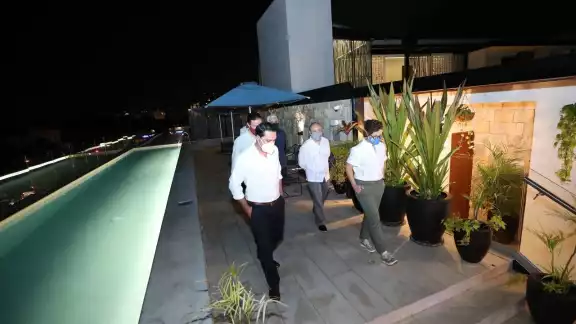 El hotel cuenta con 52 habitaciones y certificación LEED El hotel cuenta con 52 habitaciones y certificación LEED