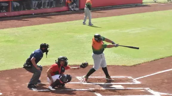 Los Leones de Yucatán intentaron reaccionar en ambos duelos, pero no lograron venir de atrás Los Leones de Yucatán intentaron reaccionar en ambos duelos, pero no lograron venir de atrás