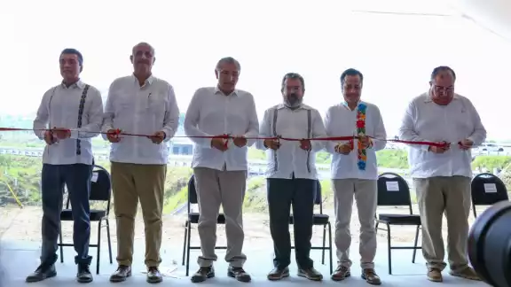 Adán Augusto, secretario de Gobernación, acudió a la inauguración de la obra federal