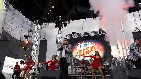Aarón y su Grupo Ilusión cantarán esta noche en Tlaxcala