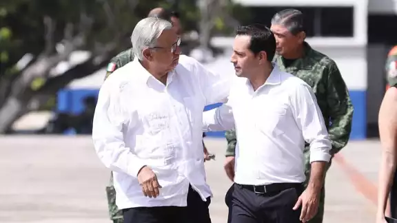 La reunión se llevó a cabo en Mérida, donde se contó con la asistencia del titular de la Sedena La reunión se llevó a cabo en Mérida, donde se contó con la asistencia del titular de la Sedena