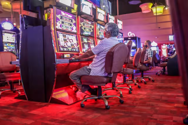 Aquellos que sufren del trastorno tiene la necesidad progresiva de hacer apuestas