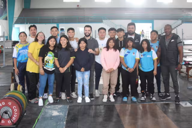 Los atletas quintanarroenses viajaron a San Luis Potosí para formar parte del tradicional Torneo Nacional del Pavo