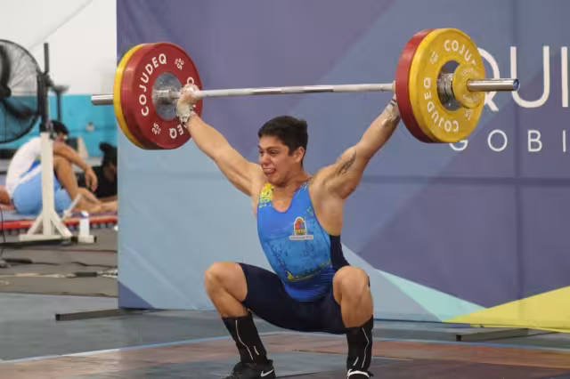 Cierra Quintana Roo su participación en el Macro Regional de Levantamiento de Pesas