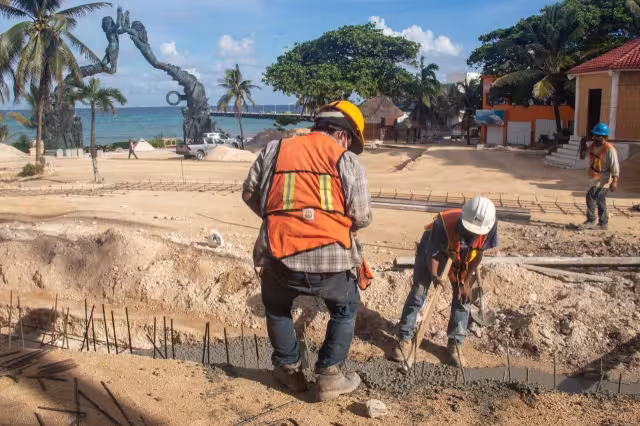 Las obras debieron ser entregadas en noviembre y diciembre de 2020