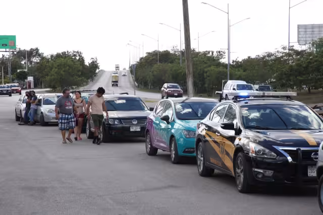 Al lugar llegaron varias compañías de seguros para atender a sus clientes