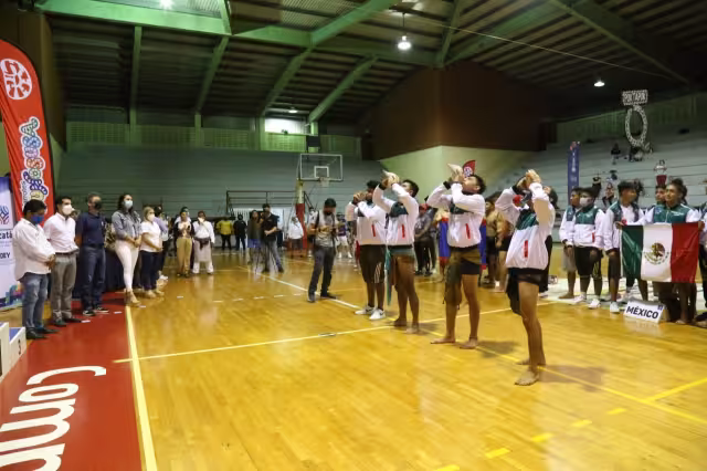 En el torneo participaron siete escuadras, entre ellas dos mexicanas