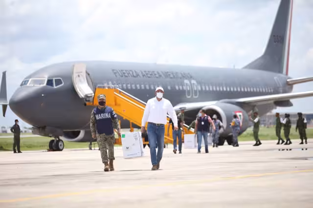 El gobernador invitó a los ciudadanos a vacunarse