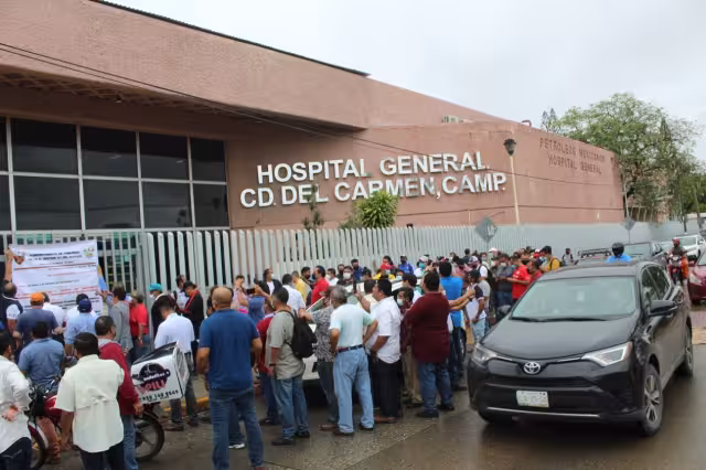 Aseguran que los jubilados tienen el derecho a libre movilidad, lo que quiere decir que si me presentó al Hospital de Pemex en Mérida o en otro lugar se le debe surtir las medicinas