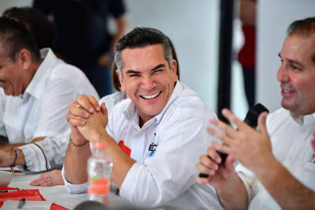 El polémico Diputado Federal por Campeche aseguró que las decisiones de la Cámara no pueden estar sujetas a caprichos