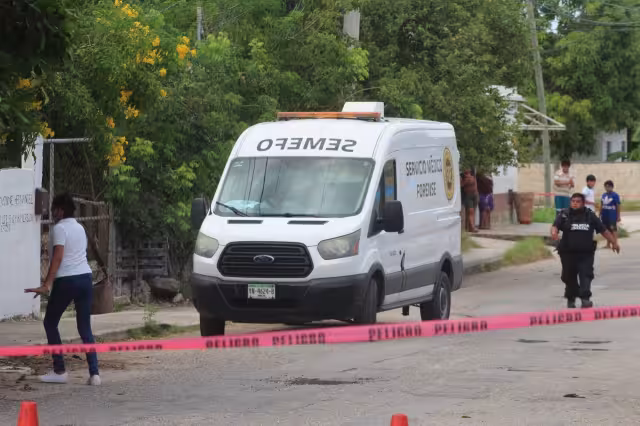 Do hombres de 27 y 29 años, son encontrados colgados en el interior de sus viviendas en Kanasín y Hunucmá