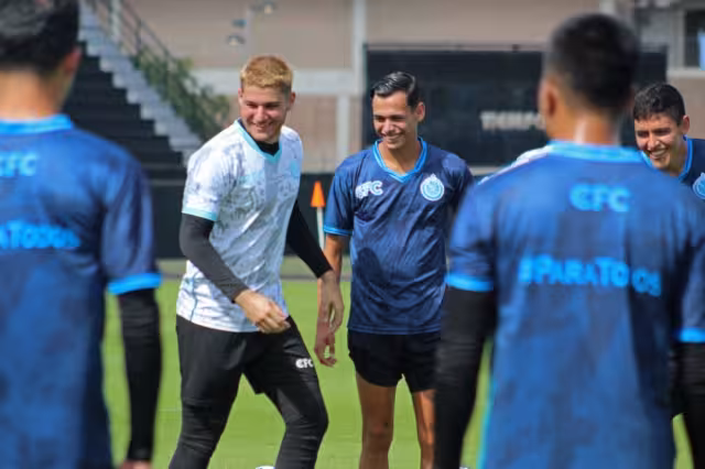 Pioneros de Cancún FC, dirigido por Enrique Vela, participará en el Apertura 2022 de la Liga Premier Serie B