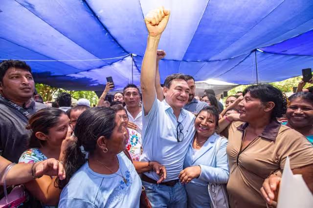 La política es para servir, dice Liborio Vidal ante 4 mil 500 personas en una reunión en Kanasín