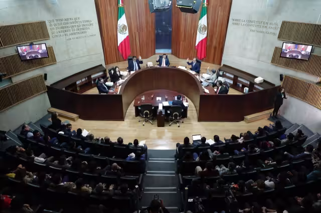 La magistrada Janine Otálora Malassis presentó una propuesta, que fue acompañada por el magistrado presidente Reyes Rodríguez Mondragón