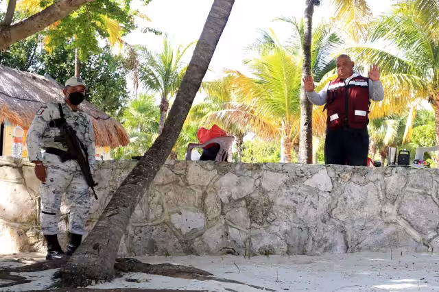 Esta situación fue documentada por el equipo de Por Esto! cuando acudió a Playa Coral