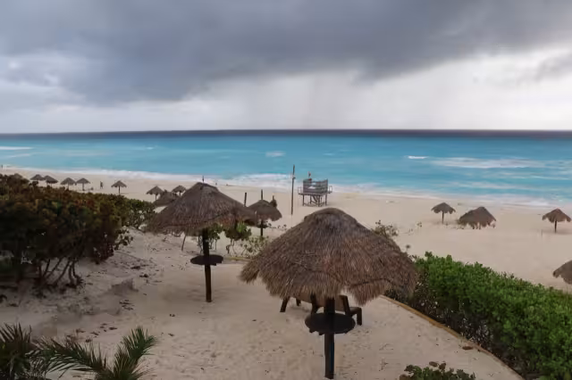 Tormenta Tropical con vientos de 110 kilómetros por hora. Foto: Por Esto!