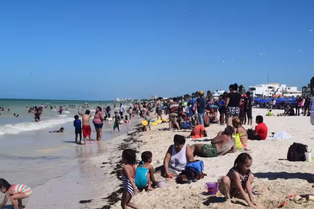 Llegaron a las playas de Yucatán más de 10 mil viajeros para disfrutar del último fin de semana de febrero