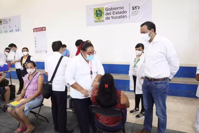 Respecto a la jornada de vacunación de personas de 40 a 49 años el titular de la SSY reportó que en la jornada de ayer viernes se aplicaron un total de 37,973