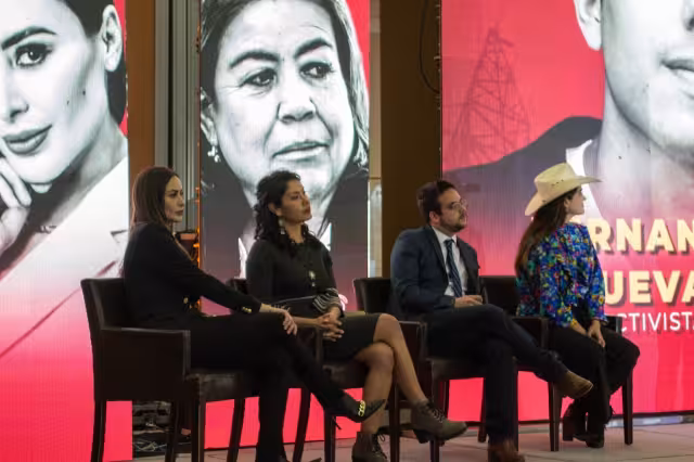 Celeste Sánchez estuvo presente en el foro sobre la reforma eléctrica, realizado en Durango, el fin de semana. Foto: Twitter @CelesteDgo