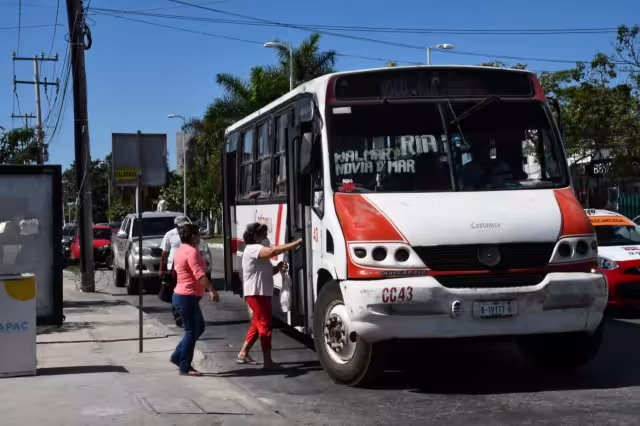 El Partido del Trabajo urgió al IET de Campeche la revisión de las unidades de transporte en mal estado
