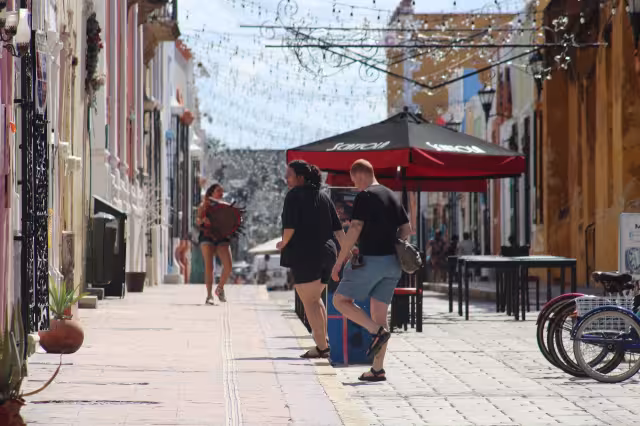 Personas se han quejado sobre la basura en la calle 59 del Centro Histórico de Campeche