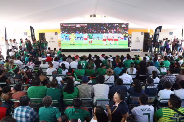 Todo Yucatán se paralizó para ver el primer partido de Henry Martín en un Mundial