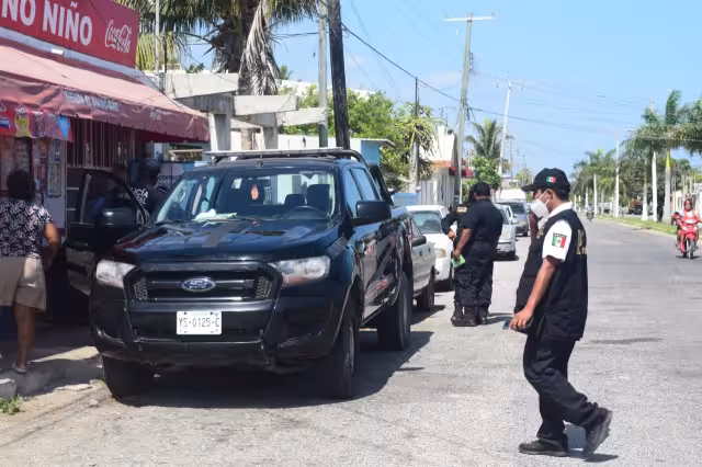 El hombre no llegó a su trabajo en Progreso, por lo que familiares llegaron a su departamento para encontrar su cuerpo suspendido