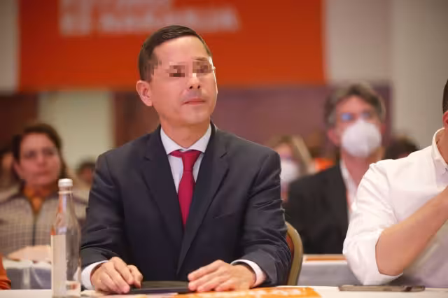 Eliseo "N", exalcalde de Campeche, es acusan de peculado y hasta el momento no ha desmentido lo contrario con pruebas