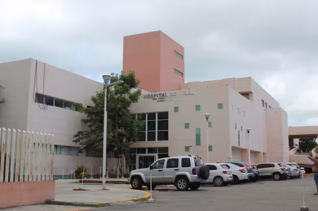 En el municipio hay tres unidades pertenecientes a la Secretaría de Salud: el Centro de Salud Maderas, el Centro de Salud de Atasta y el Hospital Integral de Sabancuy