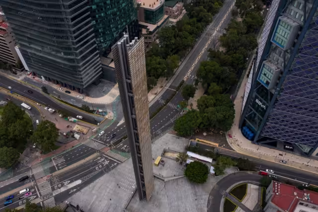 La Estela de Luz fue construida durante el sexenio de Felipe Calderón (Cuartoscuro)