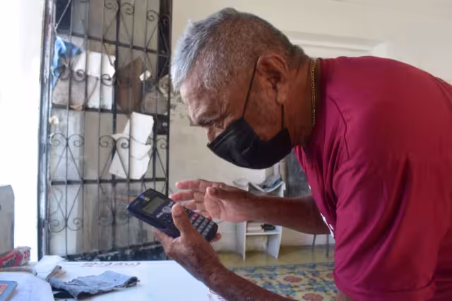 Los progreseños postularon al profesor, de 78 años, para recibir un merecido reconocimiento por sus contribuciones a la educación y por su calidad humana