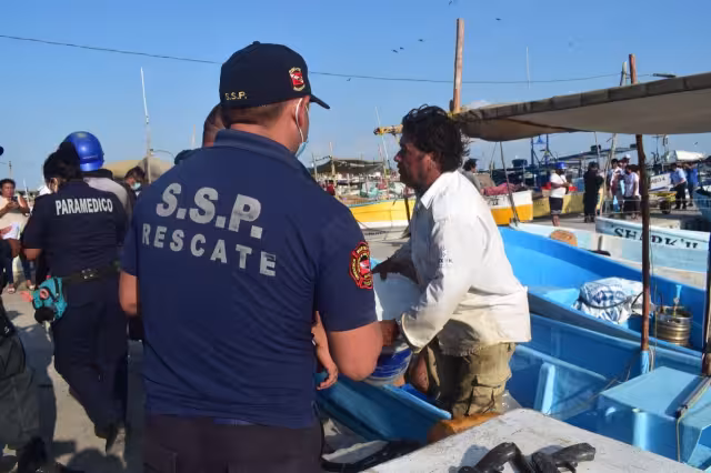 Los cuatro hombres fueron rescatados luego de 30 horas