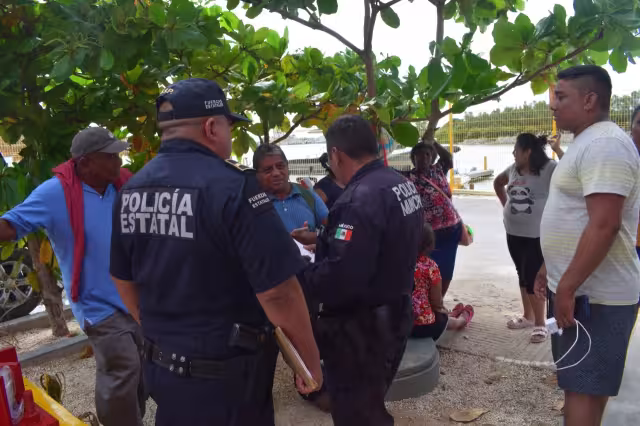 Según una lancha ribereña habría encontrado la barca y se desconoce las condiciones de los tripulantes