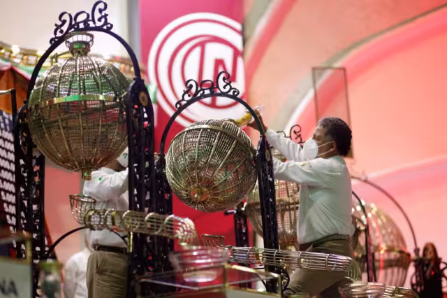 El Premio Principalcorrespondiente almacroloteNorte 4en Playa Espíritu, Sinaloa,con valor de 287 millones 128 mil pesos. Foto: Especial