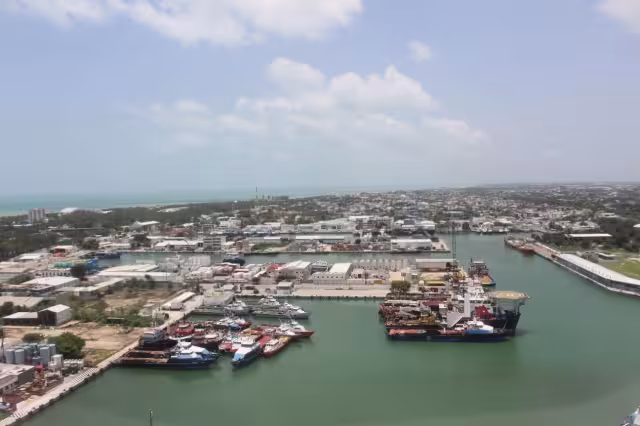 La mayoría de los barcos de esta empresa declarada en quiebra, que tiene más de mil demandas de extrabajadores sin resolver