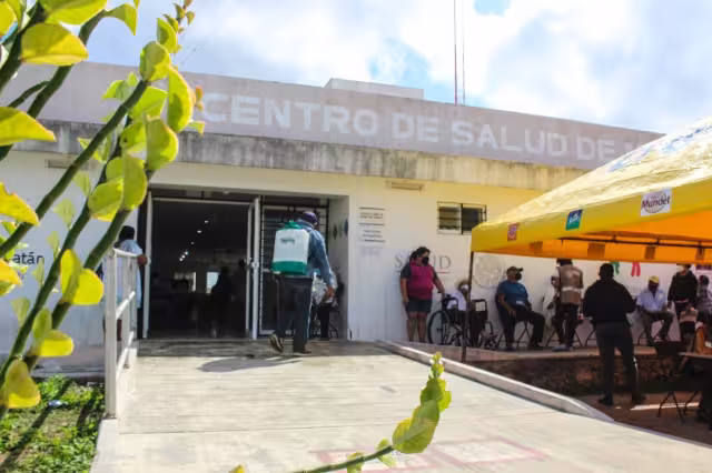 Personas de Dzemul, Mérida y Kanasín acudieron a los modulos.