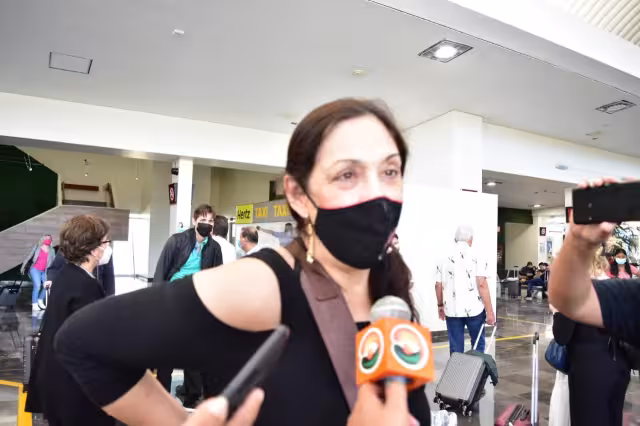 Respecto a Regina Orozco la artista ha participado en montajes de diversos estilos: ópera, teatro, cine y televisión