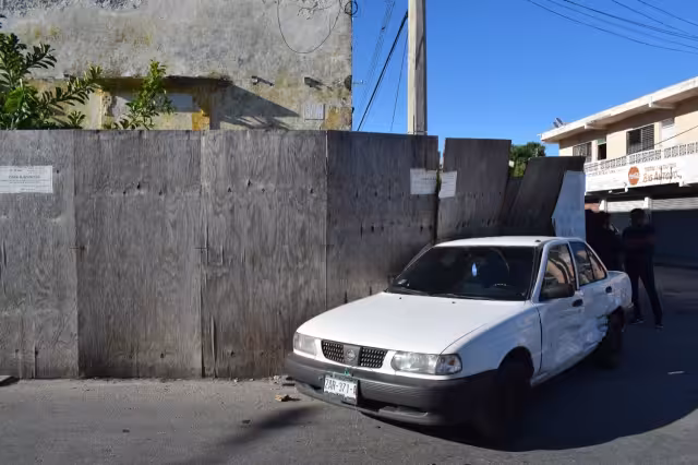 Turistas chocan poco antes de llegar a la playa en Progreso