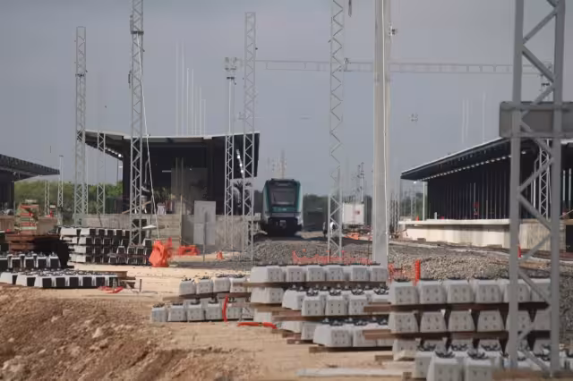 AMLO abordará el Tren Maya para viajar de Yucatán a Quintana Roo