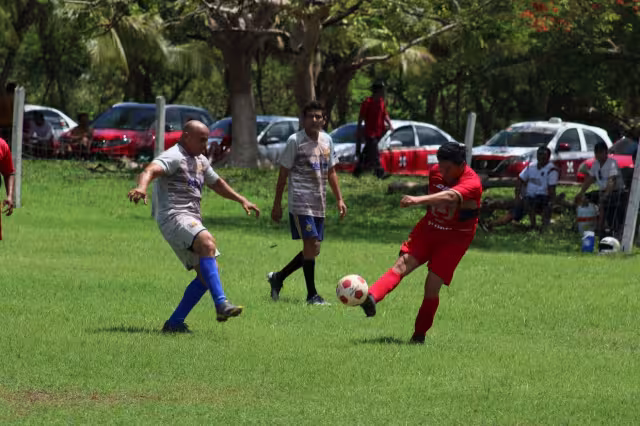 El partido entre Wembley FC y el Grupo Jorcio fue el que más destacó