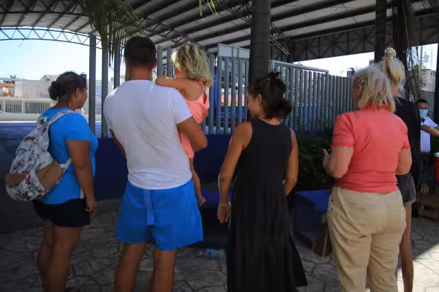 En total son cinco mujeres y cuatro hombres de entre cinco y 60 años de edad