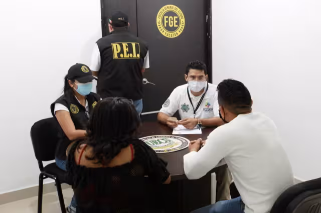 Los elementos de seguridad resguardaron a la menor y la entregaron a sus familiares tras su localización